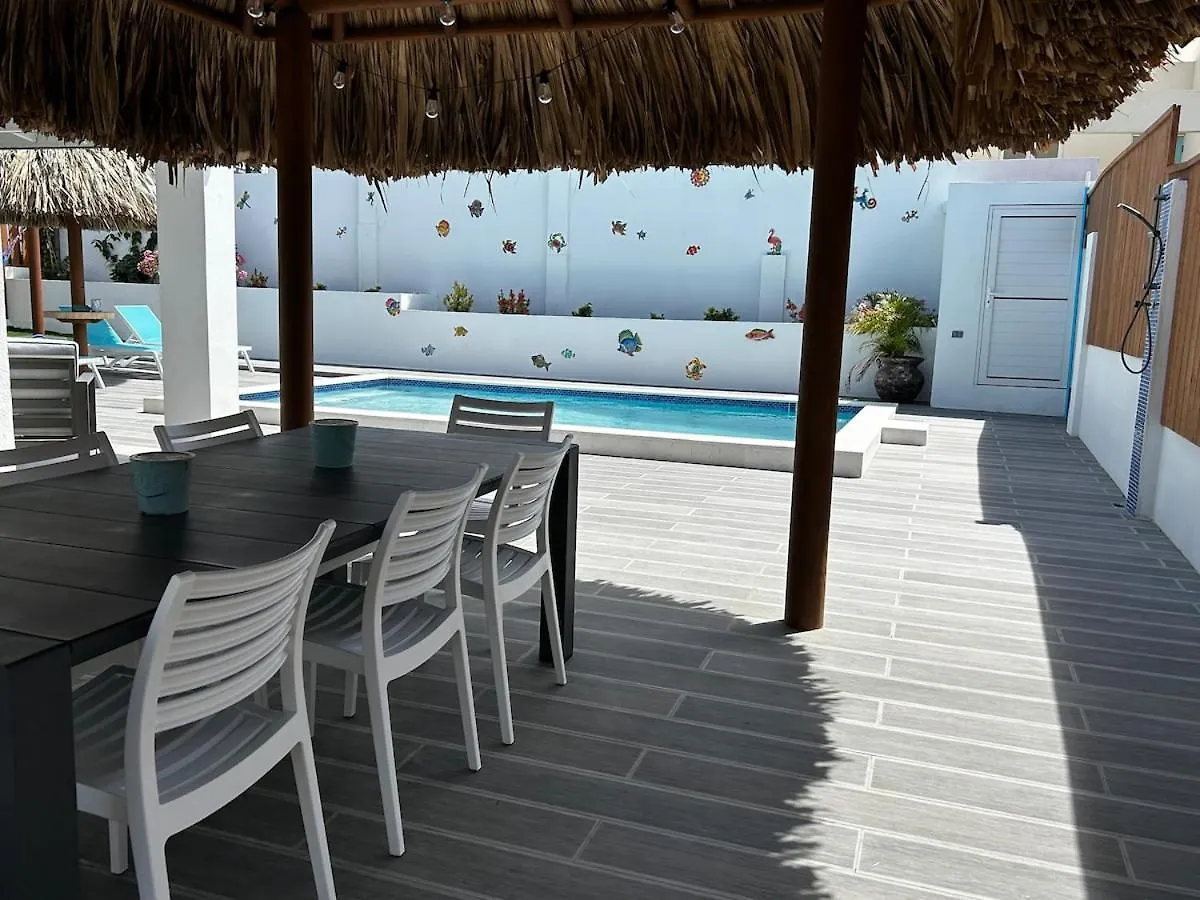 Caribbean Breeze-4 Bedroom 4 Ensuite Bathrooms Oranjestad Aruba
